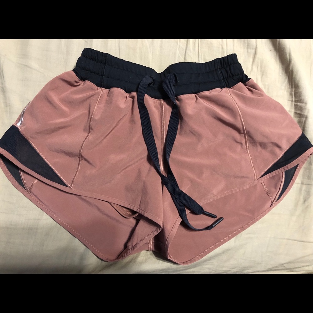 Lululemon hotty hot 2.5
